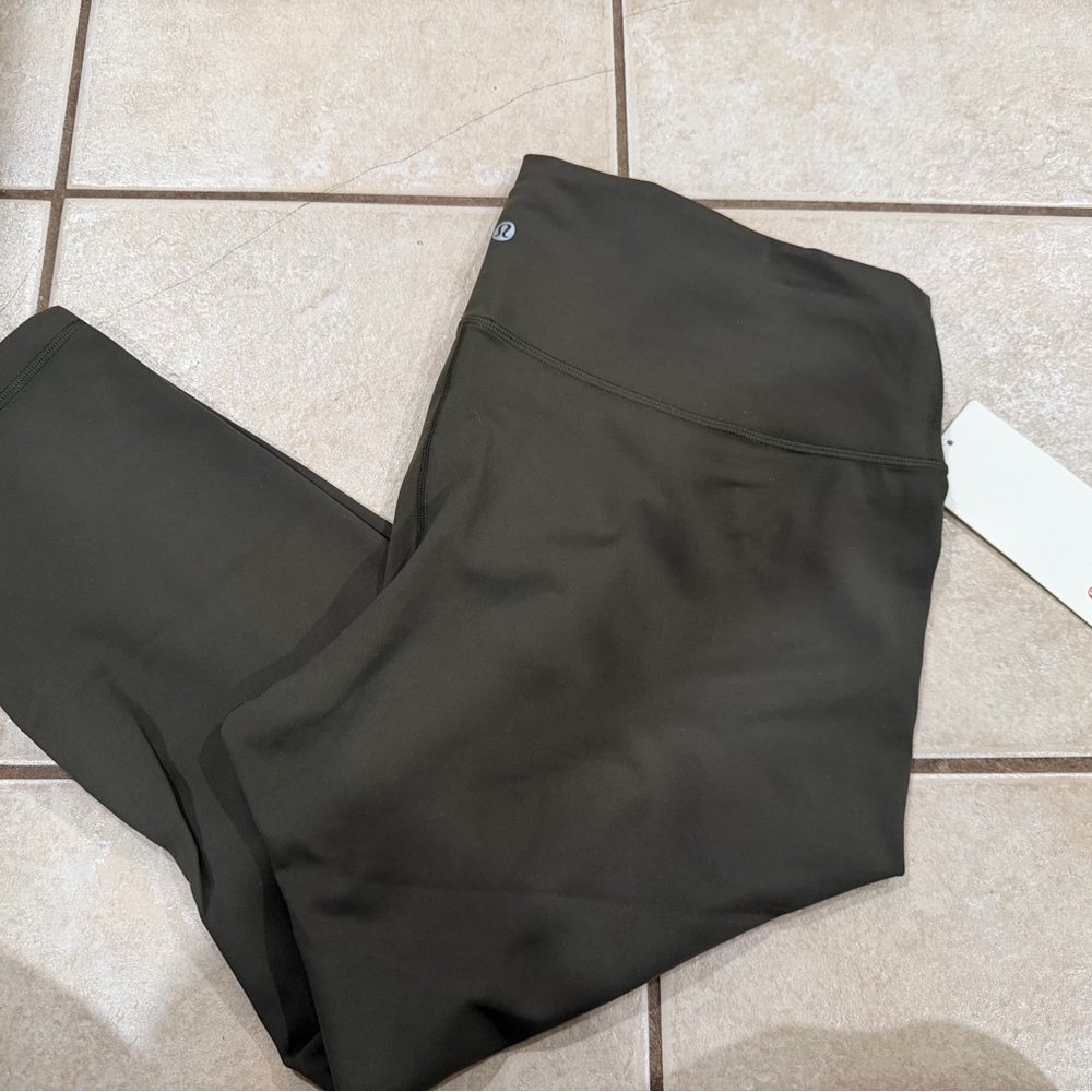 Lululemon Wunder Train Tight 25”